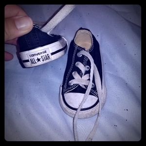 Size 4t converse